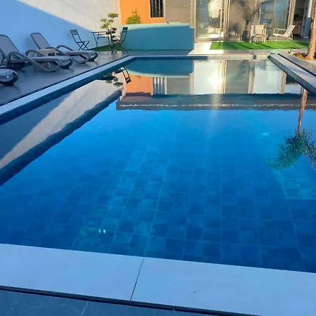 Villa Aurora *