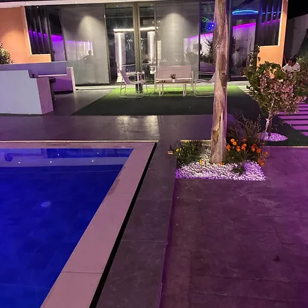 Villa Aurora *
